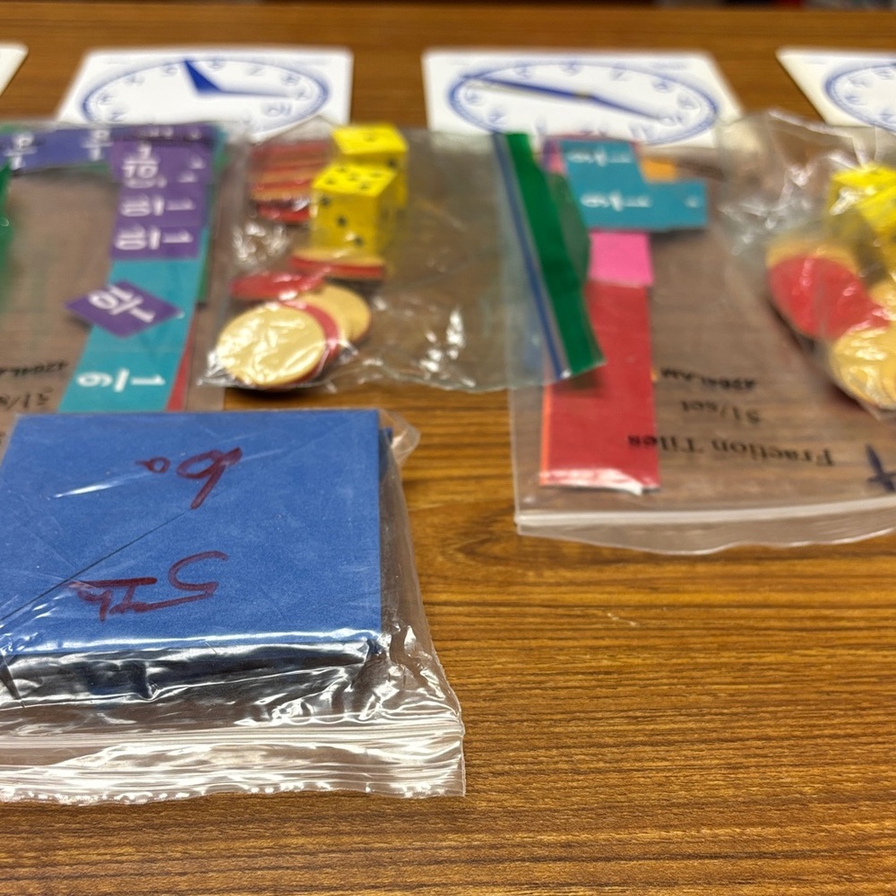 Educational Time-Telling Learning Toy Set - Picture 10 of 11